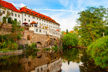 Fototapeta premium Chesky Krymlov, Czechia - May 4, 2018: View of historic Centre of medieval town Český Krumlov in South Bohemia region of Czech republic , famous for its outstanding architecture. 