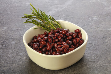 Vegan cuisine - black kidney in the bowl