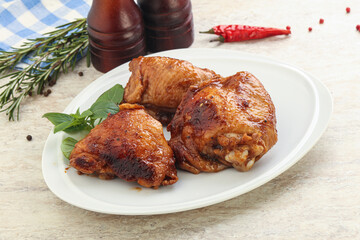 Roasted chicken leg with spicy sauce