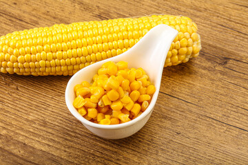 Sweet yellow corn in the bowl