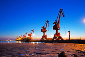 Port crane for work in the beauty of the night