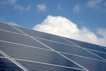 ソーラーパネル　太陽発電