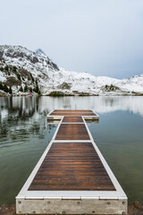 Obraz premium Der winterliche Bettmersee in der Aletsch Arena im Wallis, Schweiz