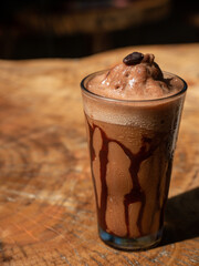 chocolate with raw vegan cacao