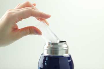 水筒用のスリムタイプの氷