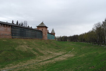 Fototapeta na wymiar Walls and moat of the Novgorod Kremlin