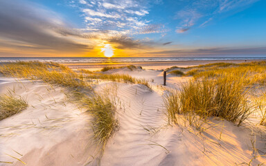 Beach and dunes colorful sunset - obrazy, fototapety, plakaty