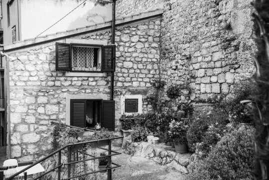 Fototapeta Old Croatian house