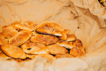Típicos panes de pueblo en ferias de Perú