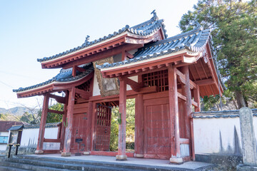 東光寺の総門
