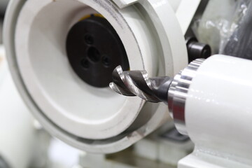 machining cutting tool regrinding equipment ;