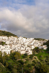 Fototapeta na wymiar view of the idyllic whitewashed Andalusian village of Casares