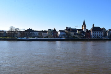 Moselufer der Altstadt, Mitte zwischen Eck und Balduinbrücke