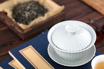 Chinese covered bowl tea culture
