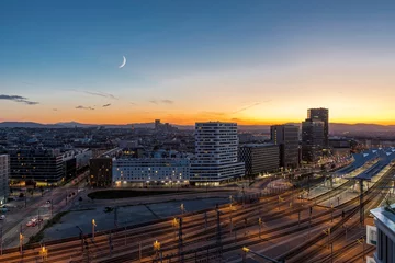 Foto op Plexiglas Sunset over the new Main Railway Station of Vienna © Creativemarc