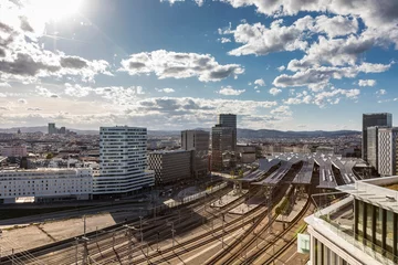 Keuken spatwand met foto Sunny over the new main railway station Vienna © Creativemarc