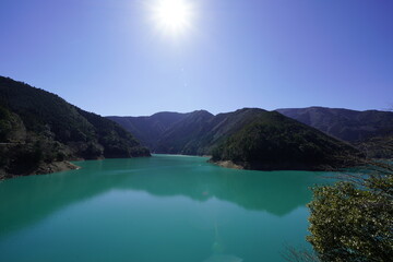 奈良県　十津川村のダム湖