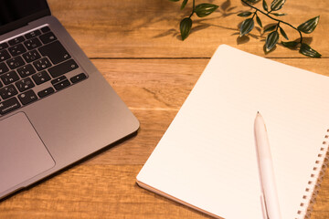 パソコン周りイメージ