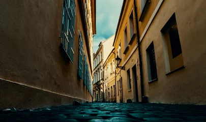 Fototapete Rund Enge Straßen gepflasterte Straße auf engen Gassen im alten Prag  © luchschenF