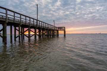 Obraz premium pier at sunset