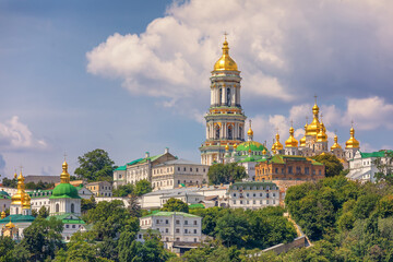 Fototapeta na wymiar View on Kyiv Pechersk Lavra, Great Lavra Belltower and Related Monastic Buildings, Kyiv. Ukraine