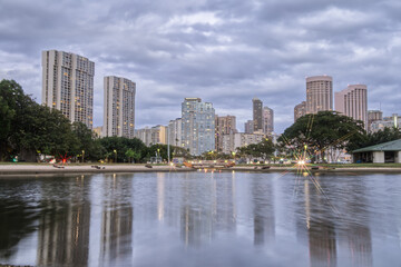 Fototapeta na wymiar Waikiki Landscape During Blue Hour