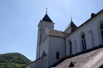 Fototapeta na wymiar Stiftskirche St. Castor in Treis-Karden