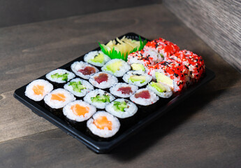 Sushi Box Maki Nigiri Japan Food Togo Takeaway Set