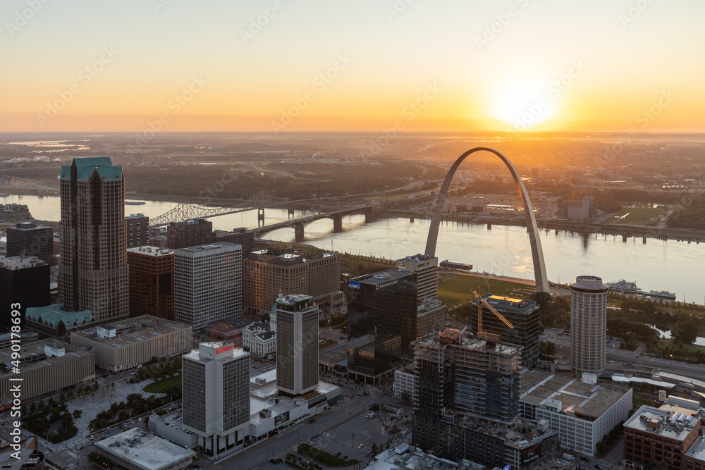 Poster st. louis missouri gateway arch skyline gateway national park