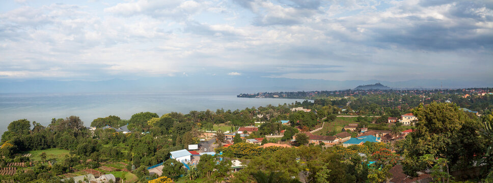Lake Kivu from Rwanda side looking towards D