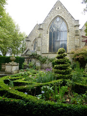 Vertical shot of garden museum in London, England