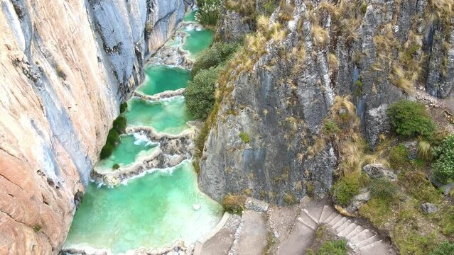 The best of Peru: Aguas Turquesas De Millpu in Ayacucho - V&iacute;ctor Fajardo
