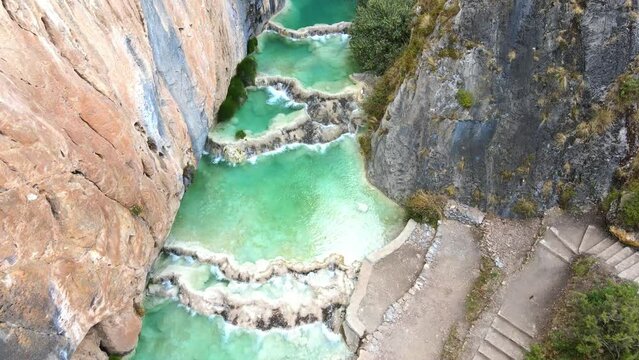 The best of Peru: Aguas Turquesas De Millpu in Ayacucho - V&iacute;ctor Fajardo