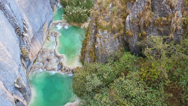 The best of Peru: Aguas Turquesas De Millpu in Ayacucho - V&iacute;ctor Fajardo