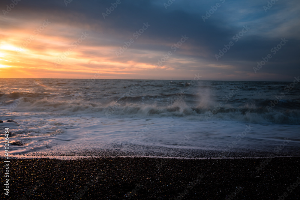 Canvas Prints Mesmerizing view of a beautiful seascape at scenic sunset