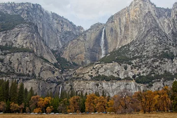 Deurstickers A Trip to Yosemite © Andrew