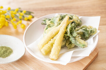 山菜の天ぷら