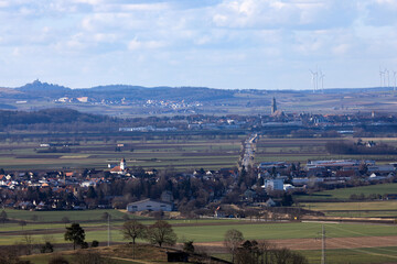 Ausblick über den Ries Krater und die mittelalterliche Stadt Nördlingen im Ries, Schwaben,...