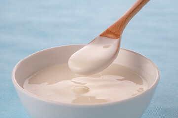 器に入ったヨーグルト