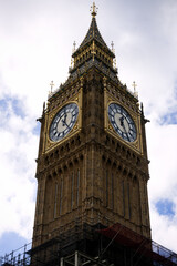 Fototapeta na wymiar Elizabeth Tower and Big Ben at Westminster Palace, London UK February 11 2022