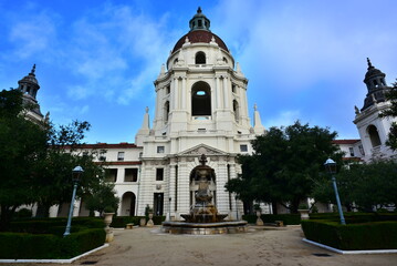 Fototapeta na wymiar Pasadena California city hall