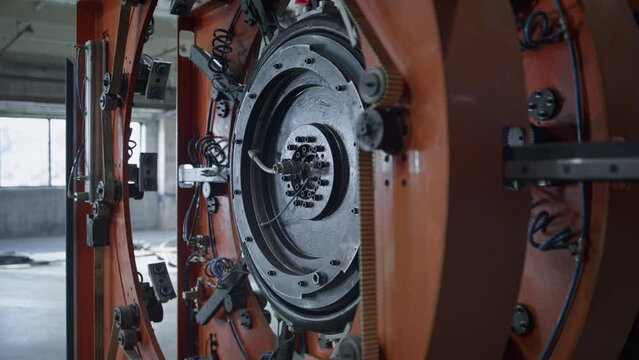 Automated robotic tire manufacture mechanism moving at technological workhouse