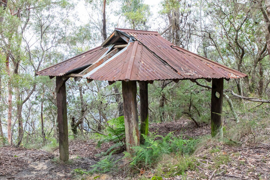 Photograph of an old shelter in The Blue Mountains in Australia