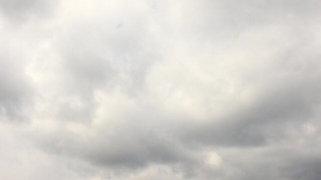 晴れの日から曇る空「タイムプラス」