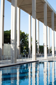 Pillars And Pond In Los Angeles