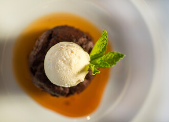 Warm dessert
