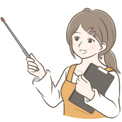 指示棒を持ってほほえむエプロン姿の若い女性