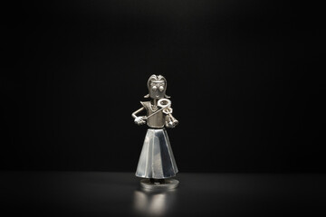 女性バイオリニストのフィギア・メタルフィギア