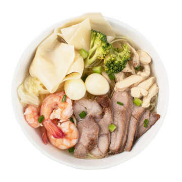 Wantan soup with quail eggs, pork, chicken, prawns and broccoli. Chinese food dish on white background Chifa, Peruvian food. Photo above.	