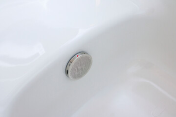 Image of stainless steel circulation fittings for bathtubs
